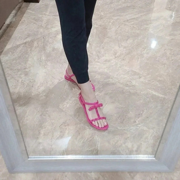 Kate Spade Savannah Hot Pink Rhinestone Jelly Sandals - Picture 12 of 12